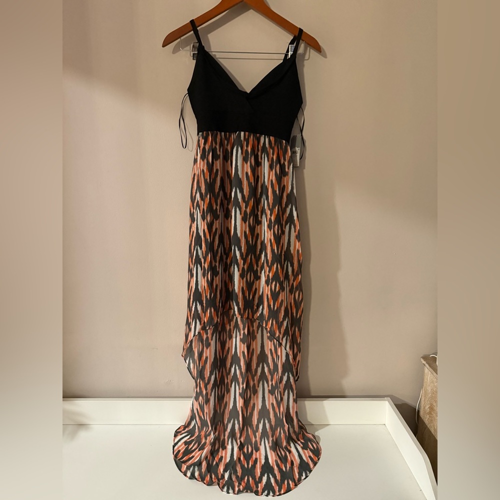Beautiful Guess Dress with Hi-Low Flowy